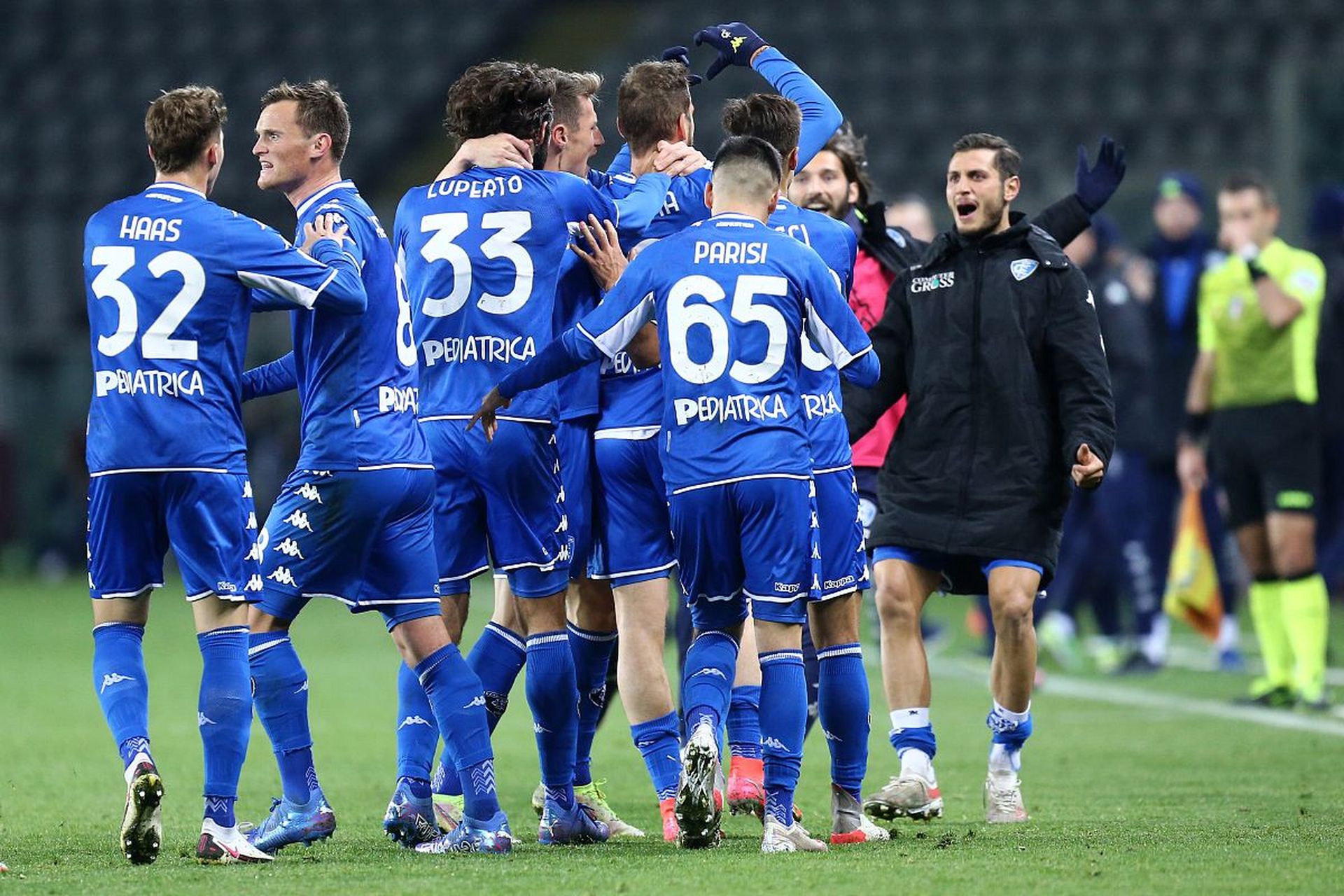 正憑藉其獨 正憑藉其獨